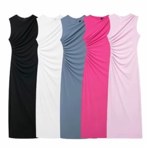 Effortless California Chic: The Sleeveless Midi Dress